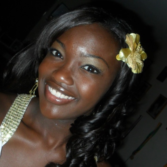 Meet your Posher, Trisha - Picture 1 of 1